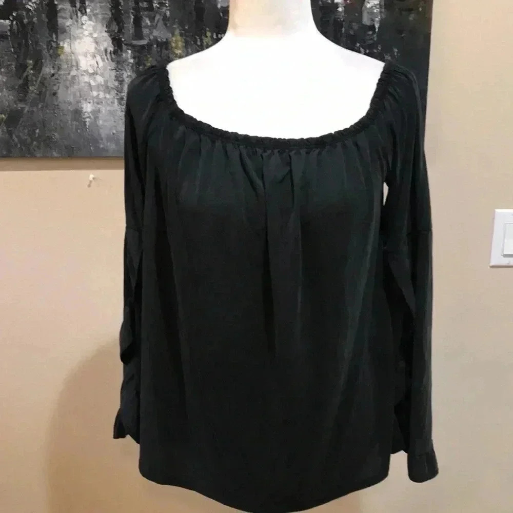 DAYTRIP Black Long Ruffled Bell Sleeve Off the Shoulder Blouse Women's-M